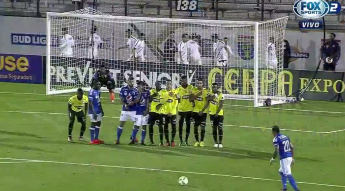 Golazo de Millos frente al Barcelona de Ecuador